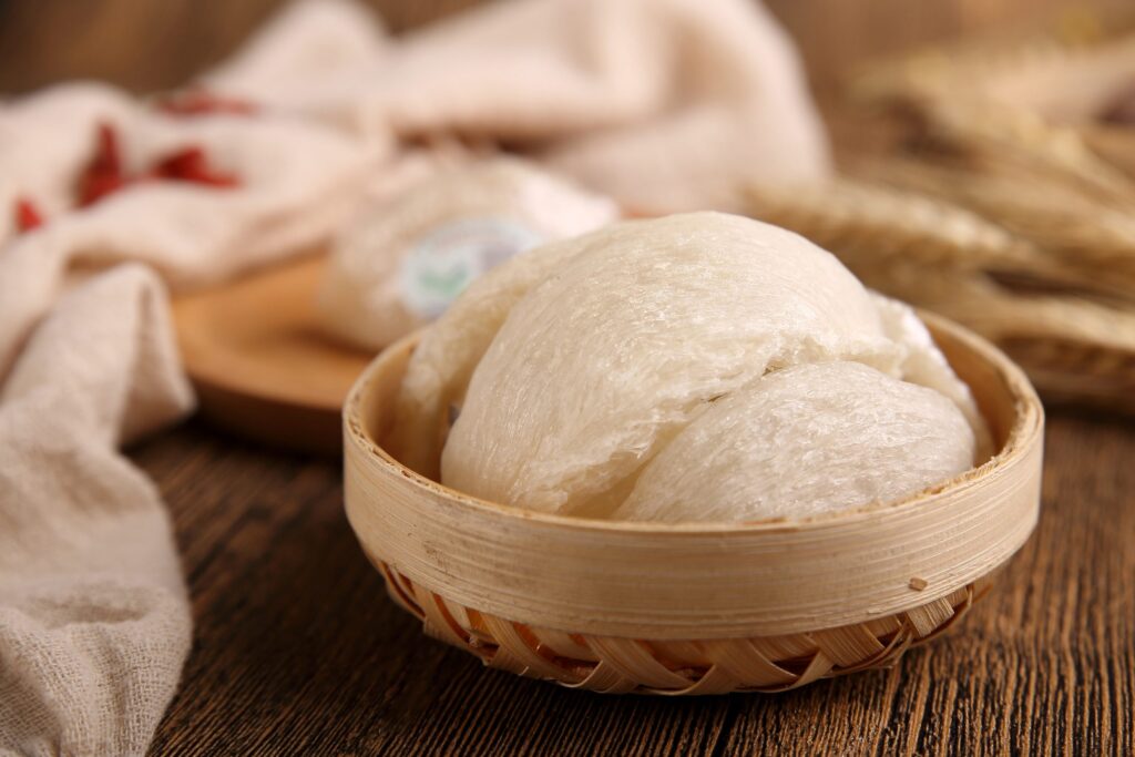 5 dấu hiệu đơn giản phân biệt yến sào thật với yến giả