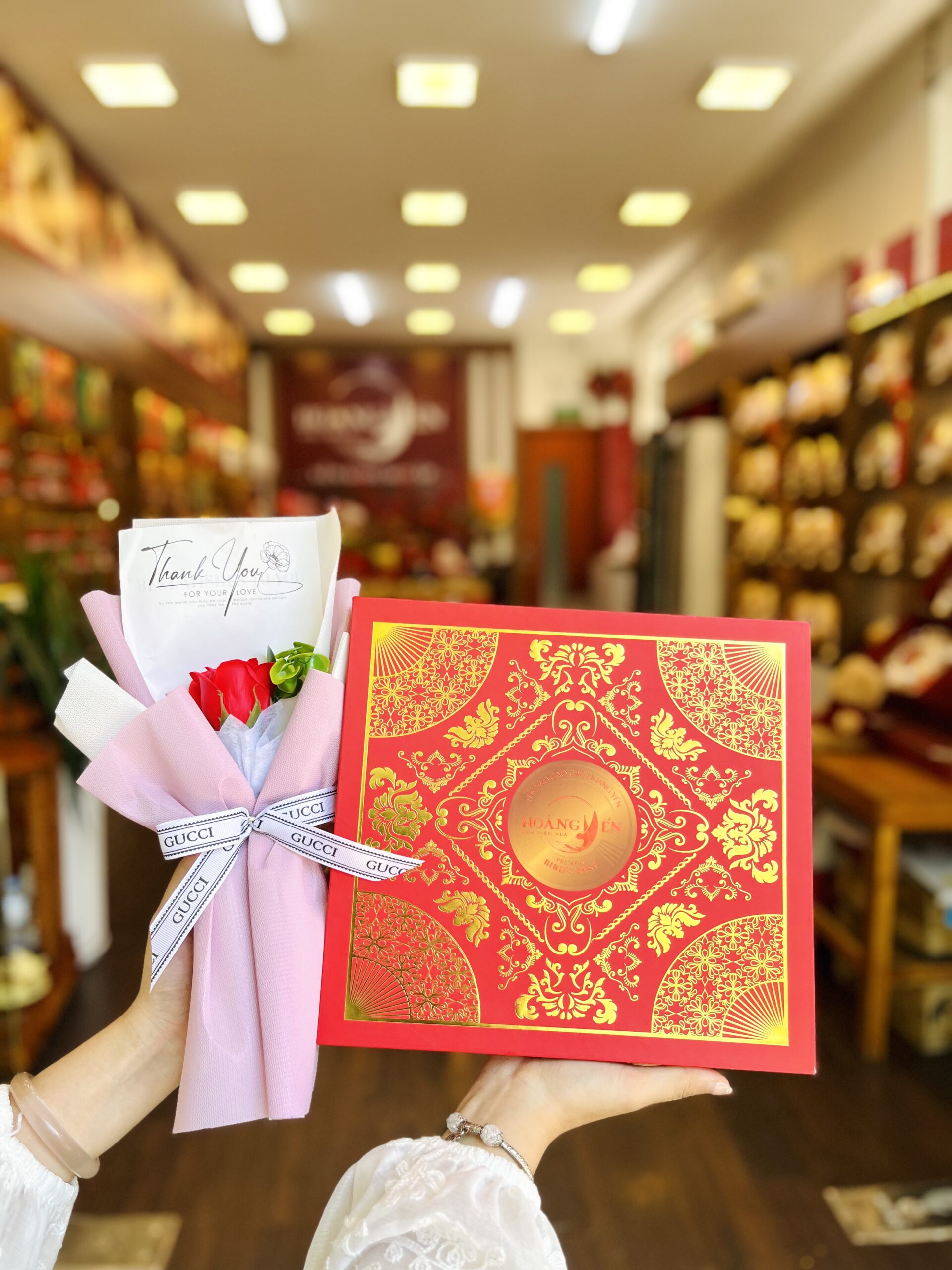 Set Quà Yến Sào Tiện Lợi: Bí Quyết Cho Nhịp Sống Hiện Đại 2025