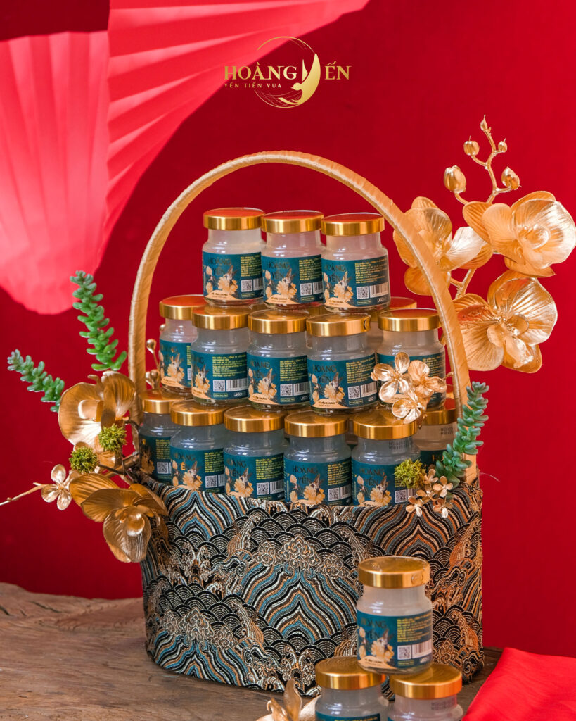 Hộp quà yến sào cao cấp Hoàng Yến
