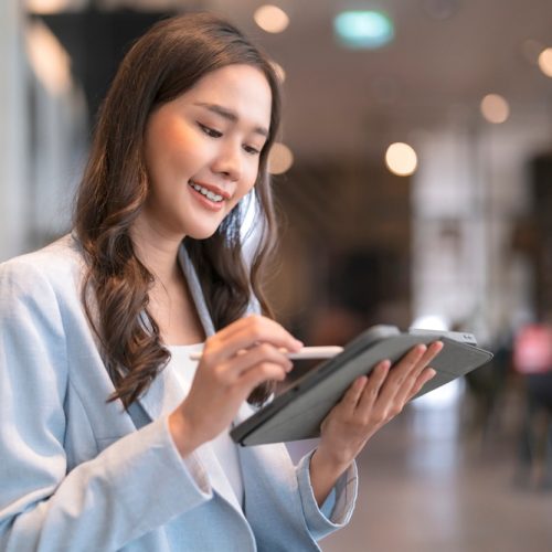 Smart,Confidence,Asian,Female,Startup,Entrepreneur,Small,Business,Owner,Businesswoman